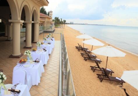 海南亚泰温泉酒店养生俱乐部_海口养老院,海口养老院招医生