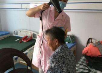 西充县康桥养护中心_南充残疾人养老院价格一览表