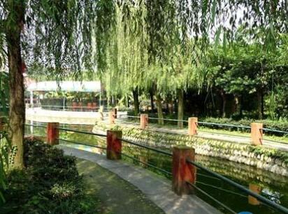 成都市金牛区银发老年公寓_成都价格便宜养老社区,成都价格便宜养老社区在哪里