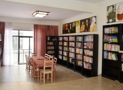 四川崇孝养生基地_成都养老院哪个好,成都市好的养老院