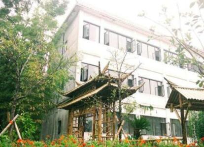 中铁建业—九九颐家养生源_南昌好的养老院多少钱,南昌最好养老院