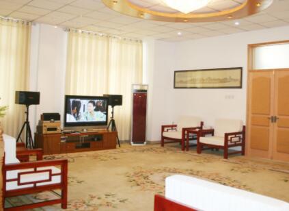 郑州爱馨福星老年公寓_郑州豪华养老院地址查询,郑州排名前十的养老院