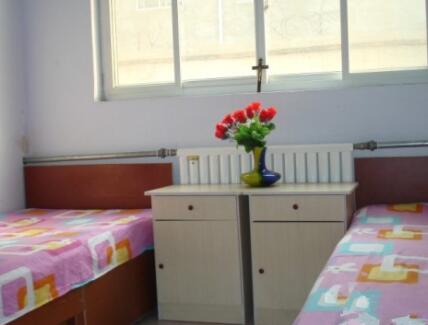 郑州小德兰老年公寓_郑州老年护理院,郑州老年公寓护工招聘