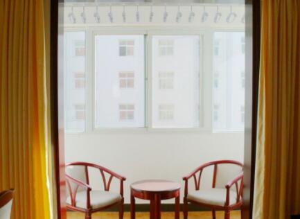 荥阳市天鹅湖公寓_郑州老年护理院哪个好,郑州市老年病护理医院