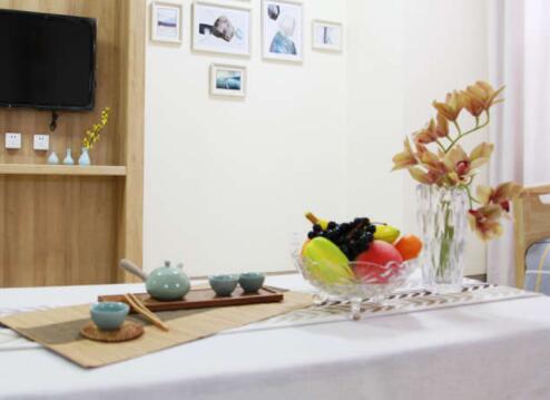 新昆华·亲睦家老年康养中心_昆明4000元老年公寓,昆明住老年公寓一个月多少钱