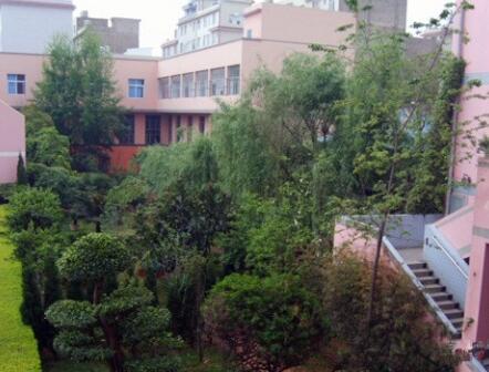 都市新家老年公寓_昆明性价比高的养老院费用价格,昆明市养老院的价格表