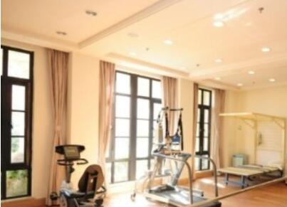 杭州绿城大爱天下蓝庭护理院_杭州余杭区有名的养老院多少钱,余杭区养老机构