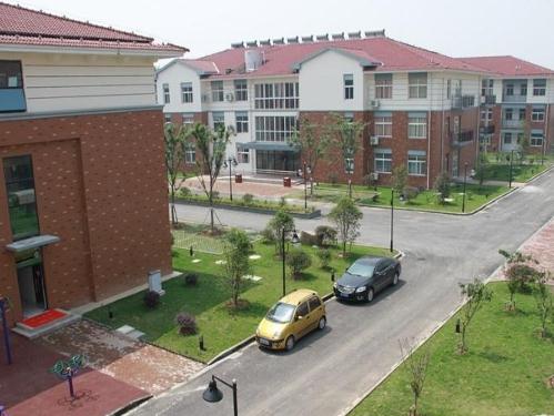 江苏丹阳市红叶颐馨园_镇江豪华养老社区,镇江市最大的养老中心