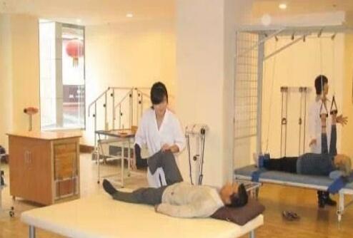 大连松山颐养院_大连10000元以上养老院