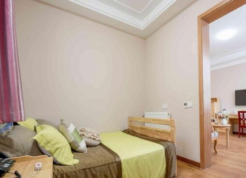 南京市江宁区瑞芝康健老年公寓_南京3000-5000养老院有哪几家