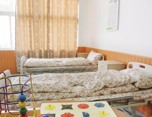 桐城市家和尊养护理院_安庆包吃包住养老院