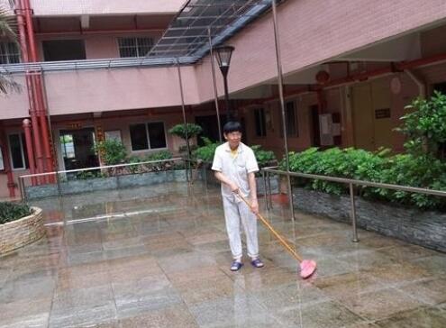 深圳市金奥护老中心_深圳高级的养老院多少钱