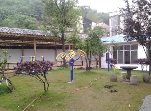 湘潭锦德养老院_湘潭老年痴呆照护老年公寓地址在哪