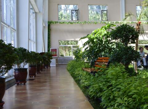 卜尔汉图老年生态颐养园_包头附近老年公寓费用价格,包头最好的老年公寓是哪家