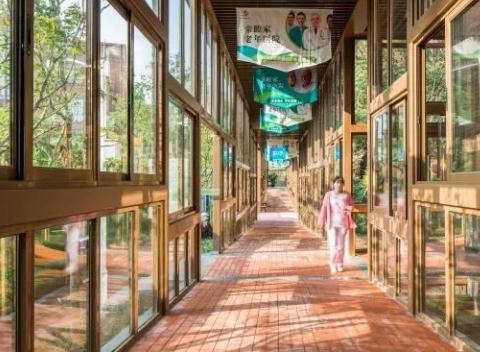 成都亲睦家·护理中心_成都比较有名的养老院,成都十大养老院