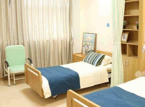 市中区八一立交桥附近养老院推荐几家？