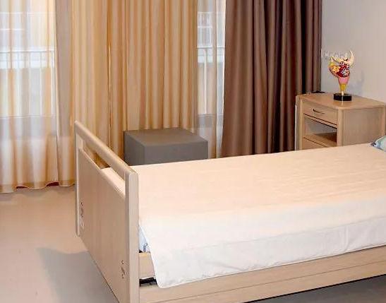 老年人乘坐飞机如何克服飞行恐惧症？