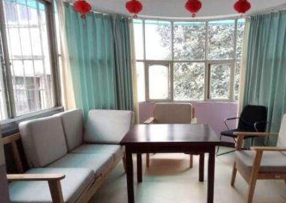 华人青山祠社区康养中心_长沙价格便宜老年公寓有几家