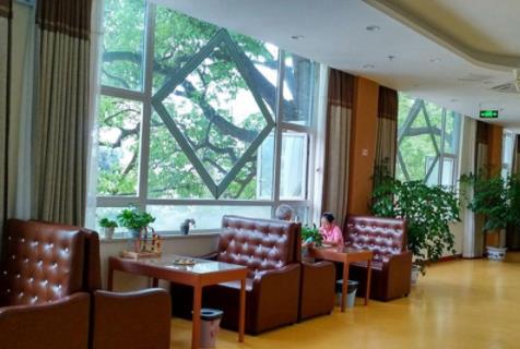 康乐佳园养老服务中心_泸州中上等老年公寓,泸州中上等老年公寓地址