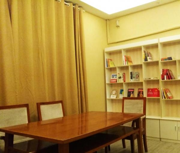 南充市嘉陵区孝帮您颐养中心_南充全护理养老院,南充养老院价格一般是多少