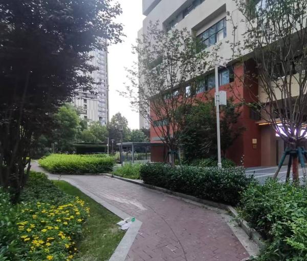 成华区中京爱侬秀丽养老服务中心_成都全护理养老院,成都全护理养老院价格