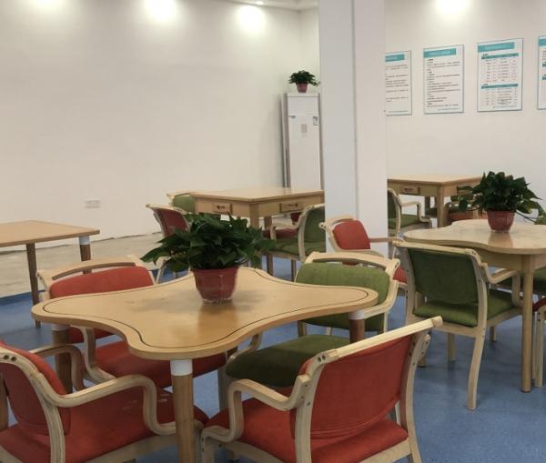 玉潭巴普养老院环境图片