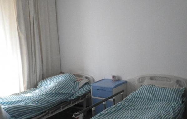 温馨家园家庭式养老公寓环境图片