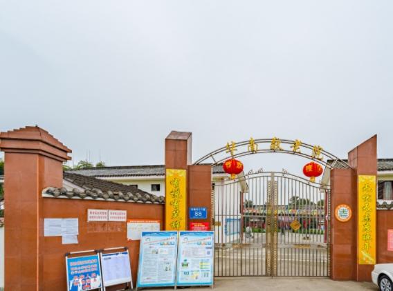 彭州市华南敬老院环境图片