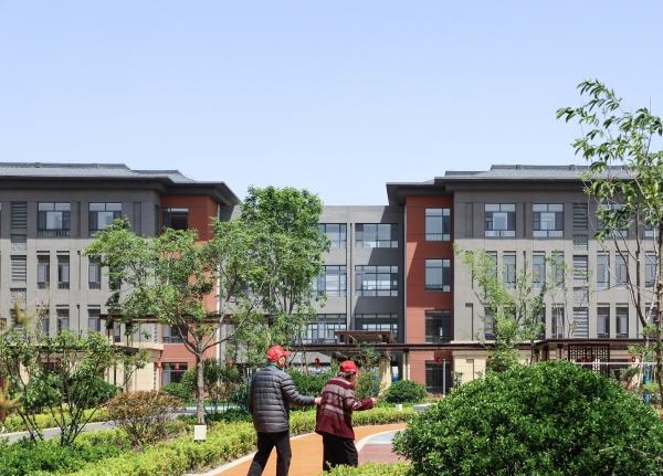 伏城医养中心·长寿村_聊城老年痴呆照护老年公寓查询