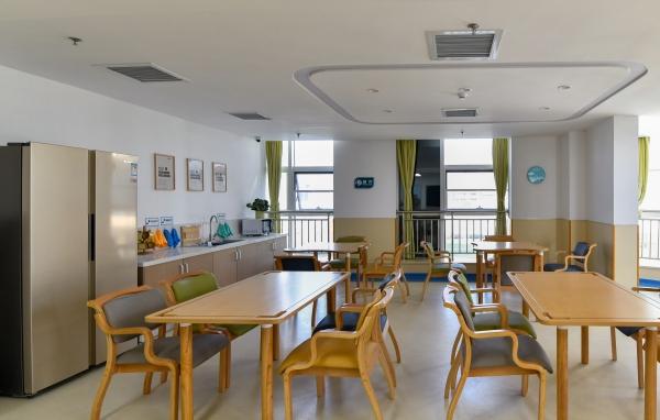 临沂市老年养护院_临沂8000元养老院,临沂 养老院