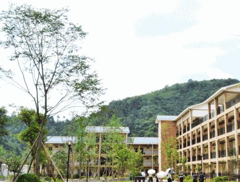 高坪街道敬老院环境图片