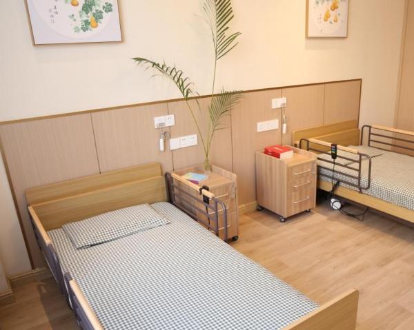 寸草春晖东风院环境图片