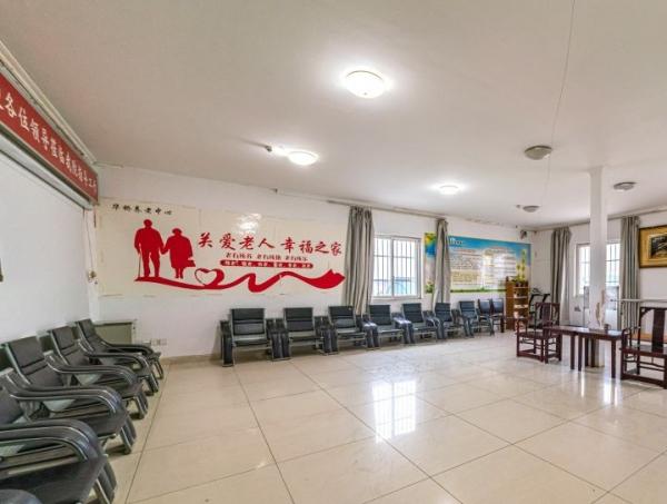 成都市华桥养老中心环境图片